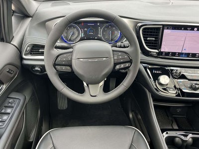 2027 Chrysler Pacifica Limited