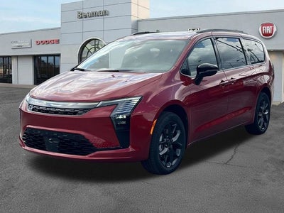 2027 Chrysler Pacifica Limited