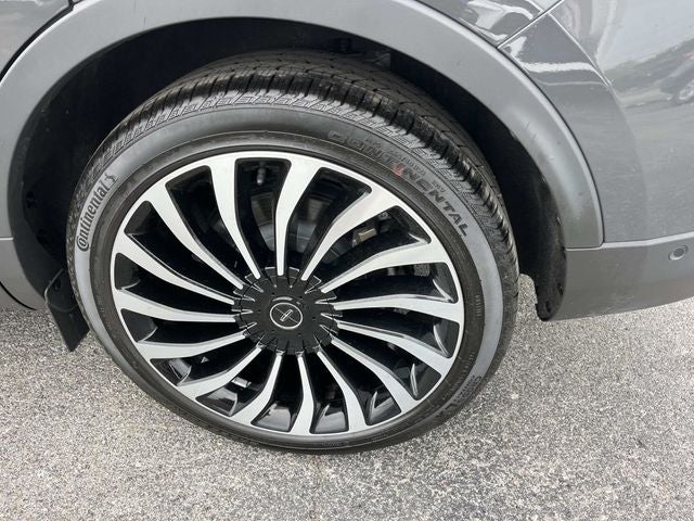 2023 Lincoln Nautilus Black Label