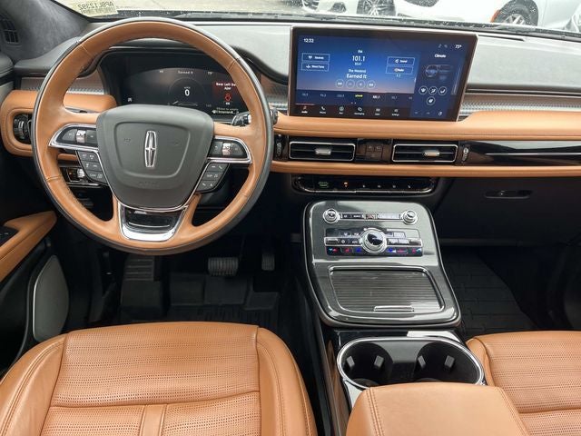 2023 Lincoln Nautilus Black Label