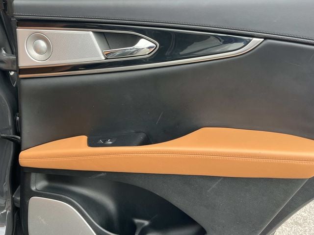 2023 Lincoln Nautilus Black Label