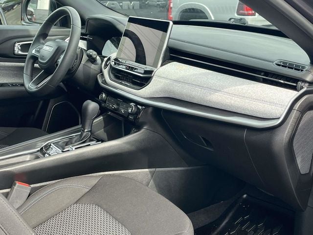 2024 Jeep Compass Sport