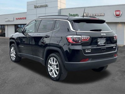 2022 Jeep Compass Latitude Lux
