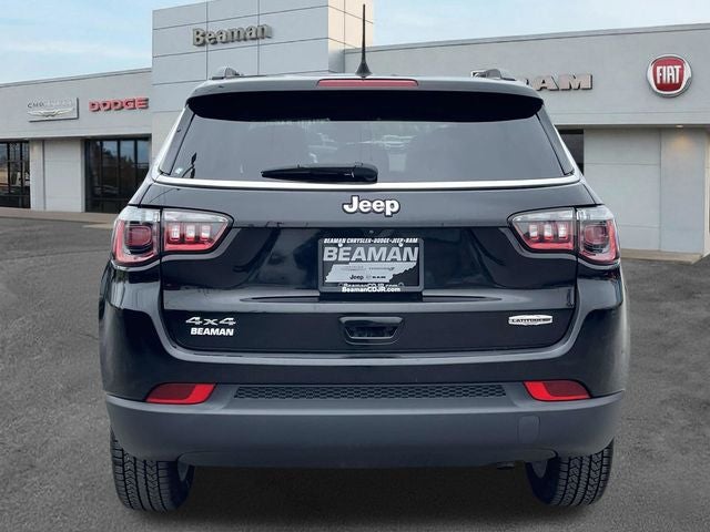 2022 Jeep Compass Latitude Lux