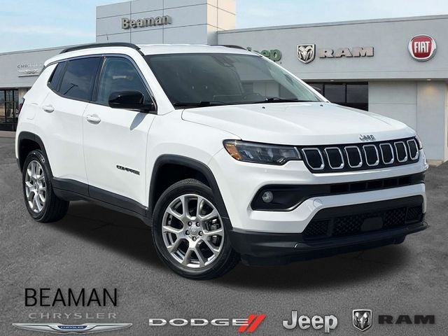 2022 Jeep Compass Latitude Lux