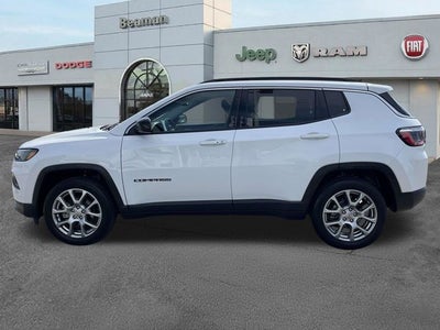 2022 Jeep Compass Latitude Lux