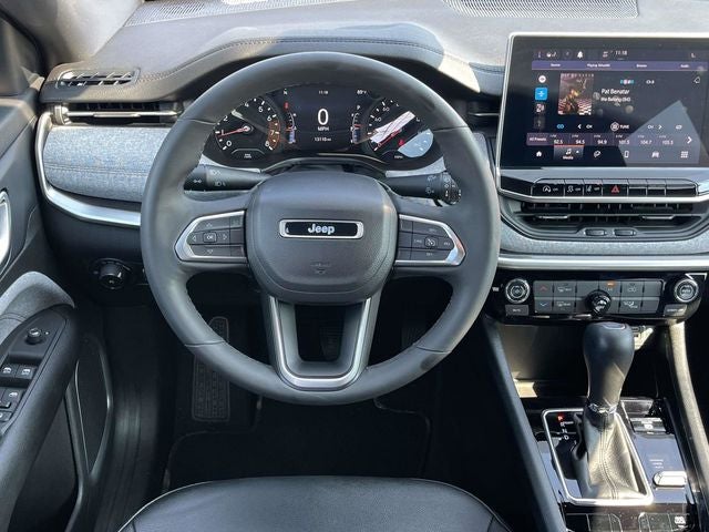 2023 Jeep Compass Latitude Lux