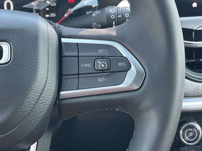 2023 Jeep Compass Latitude Lux