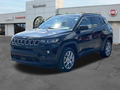 2023 Jeep Compass Latitude Lux