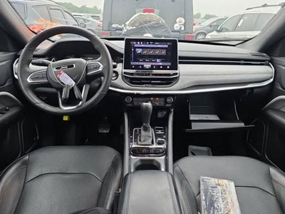 2023 Jeep Compass Latitude Lux