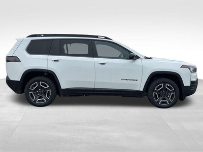 2026 Jeep Cherokee Laredo