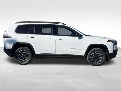 2026 Jeep Cherokee Laredo