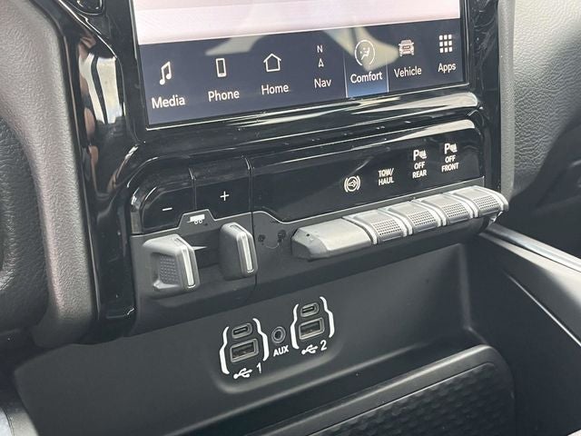 2024 RAM 3500 Laramie