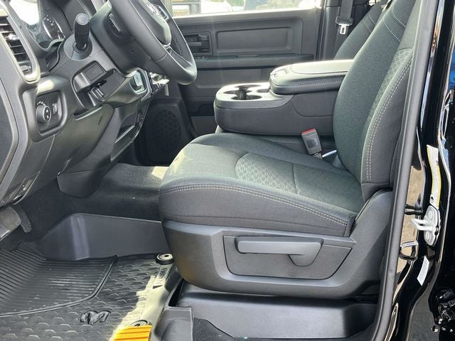 2026 RAM Ram 2500 Base