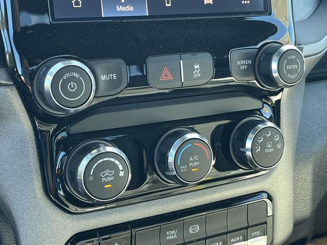 2026 RAM Ram 3500 Chassis Cab Tradesman