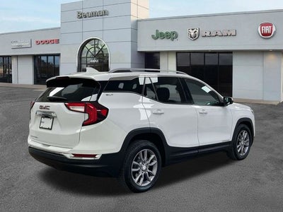 2023 GMC Terrain SLT