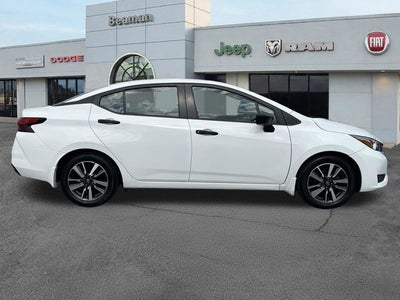 2024 Nissan Versa 1.6 S