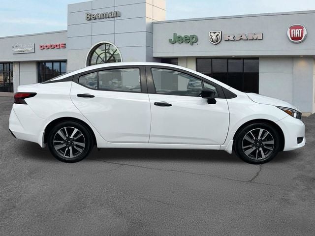 2024 Nissan Versa 1.6 S