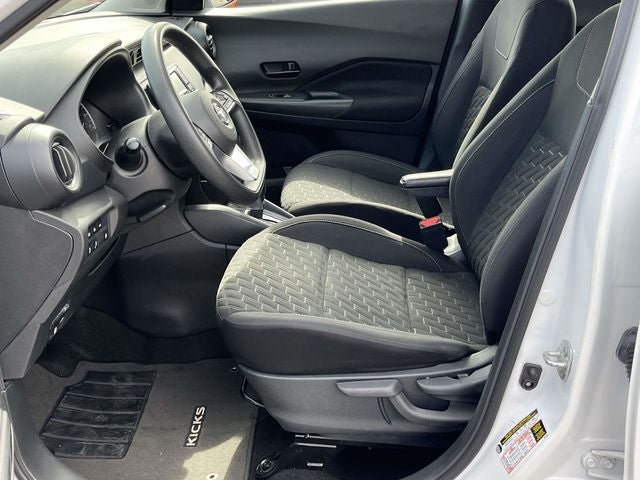 2021 Nissan Kicks S