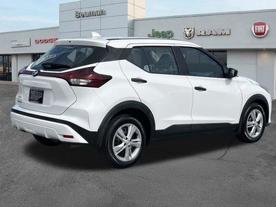 2021 Nissan Kicks S