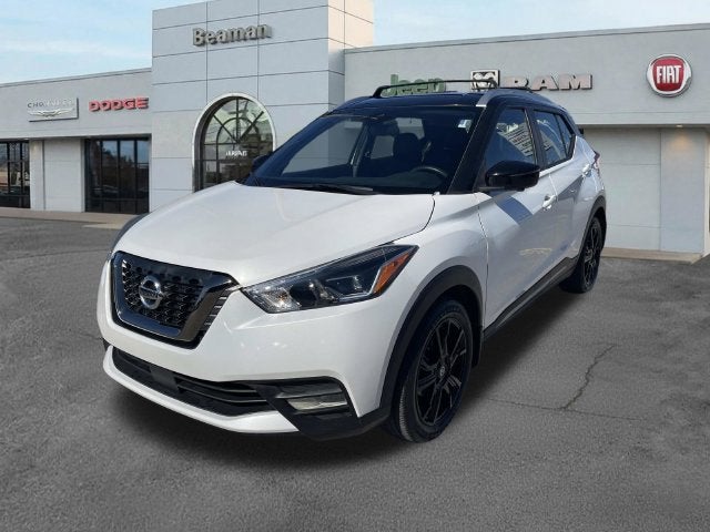 2020 Nissan Kicks SR