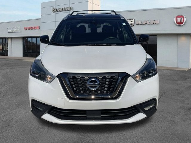 2020 Nissan Kicks SR