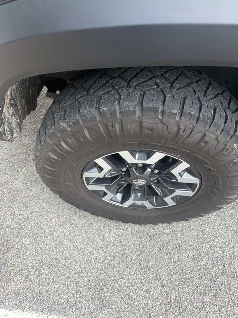 2022 Toyota Tacoma TRD Off-Road V6