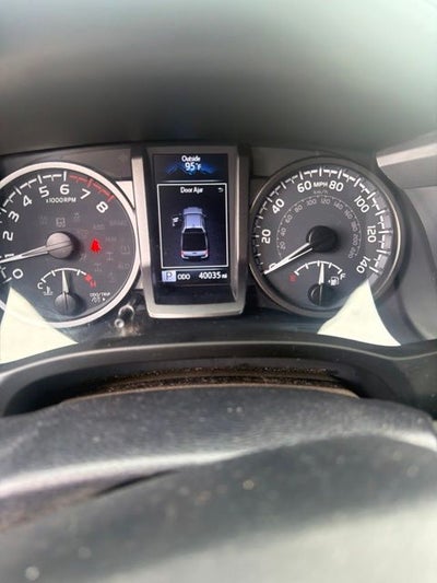 2022 Toyota Tacoma TRD Off-Road V6