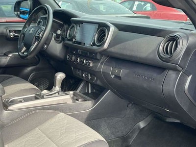 2022 Toyota Tacoma 4WD TRD Off-Road V6