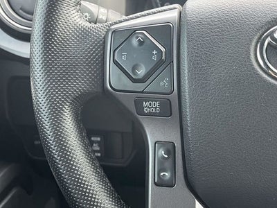 2022 Toyota Tacoma 4WD TRD Off-Road V6