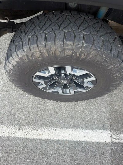 2022 Toyota Tacoma TRD Off-Road V6