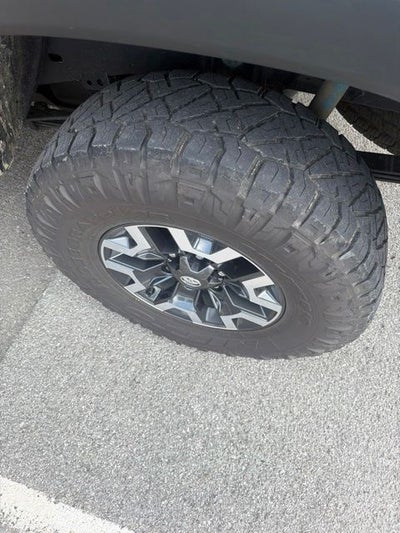 2022 Toyota Tacoma TRD Off-Road V6