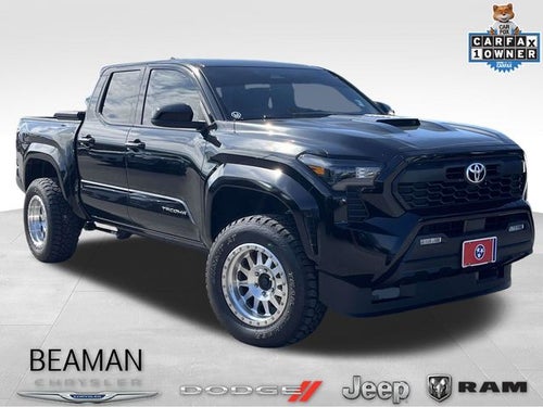 2025 Toyota Tacoma Base