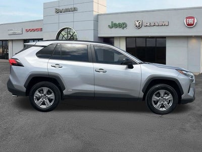 2025 Toyota RAV4 Hybrid LE