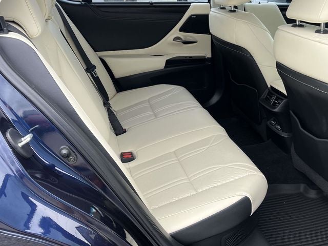 2022 Lexus ES 300h 300h Ultra Luxury