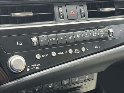 2022 Lexus ES 300h 300h Ultra Luxury