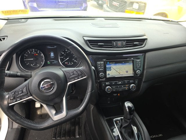 2017 Nissan Rogue SL