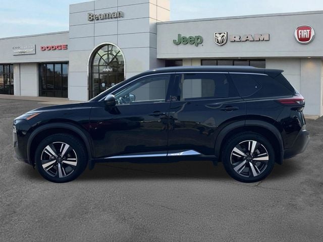 2022 Nissan Rogue SL