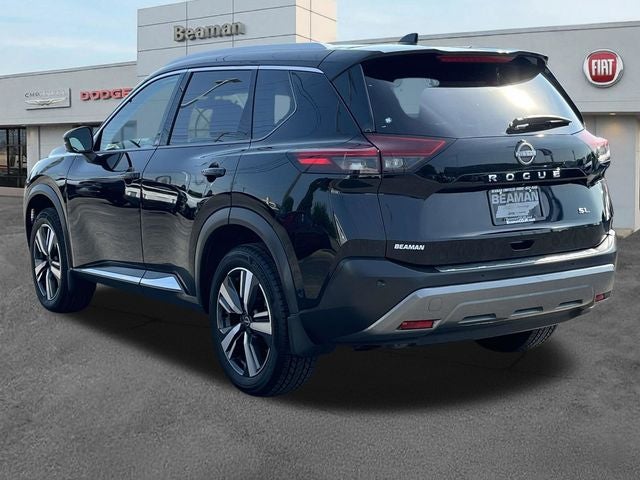 2022 Nissan Rogue SL