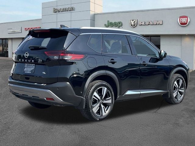 2022 Nissan Rogue SL