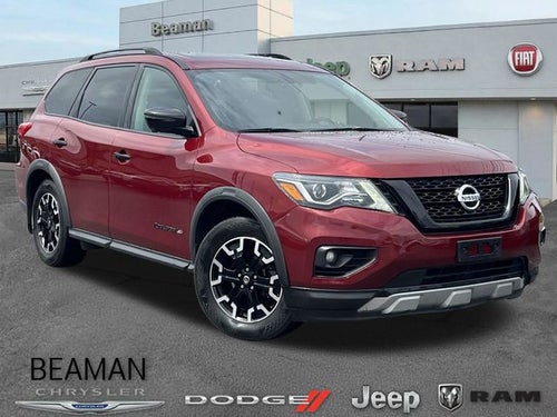 2020 Nissan Pathfinder SL