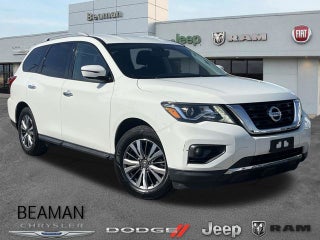 2018 Nissan Pathfinder SV