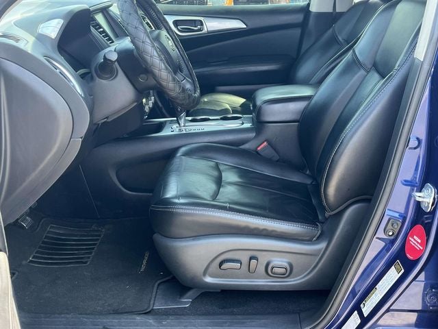 2018 Nissan Pathfinder SL
