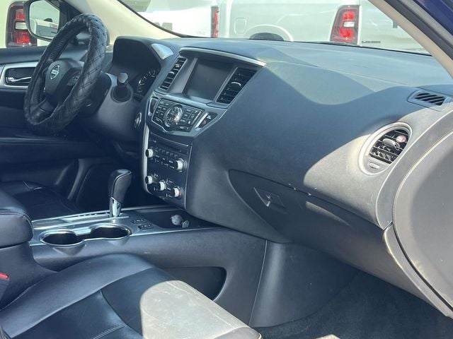 2018 Nissan Pathfinder SL