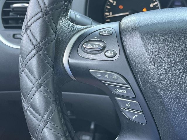 2018 Nissan Pathfinder SL