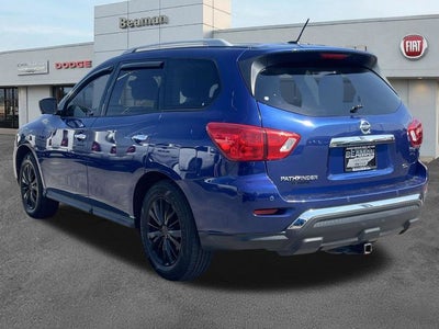 2018 Nissan Pathfinder SL