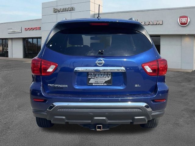 2018 Nissan Pathfinder SL