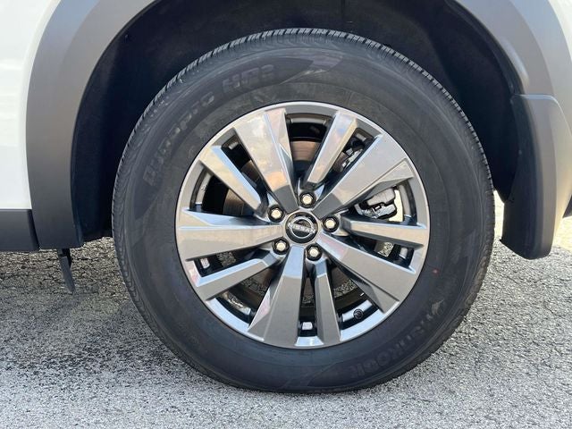 2025 Nissan Pathfinder S