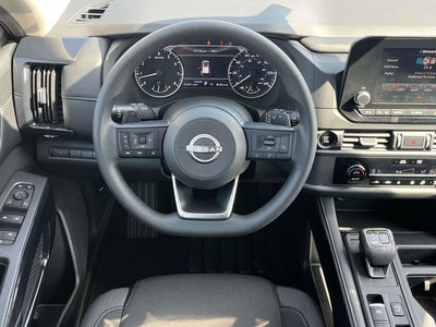 2025 Nissan Pathfinder S