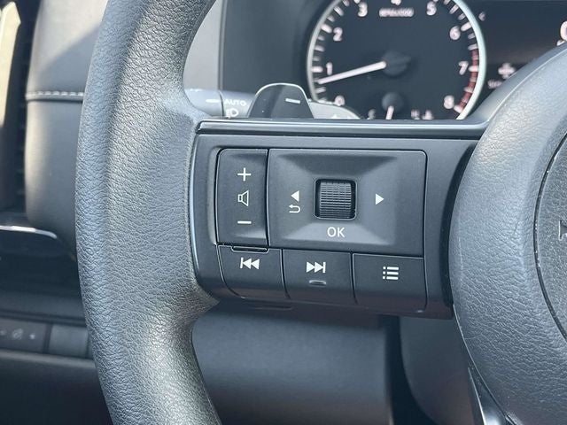 2025 Nissan Pathfinder S